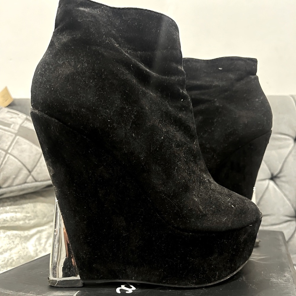 Assymetrical Heel Wedge Heels